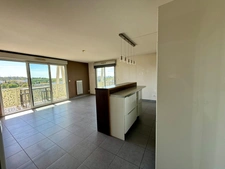 MONTPELLIER HÔPITAUX-FACULTÉS – T4 AVEC TERRASSE DE 27 M², GARAGE ET PARKING