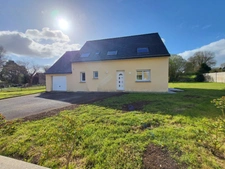 Maison contemporaine à vendre 8 pièces ARGOL (29)