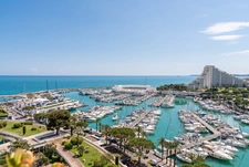 New real estate development of 3 units in Villeneuve-Loubet (06270)