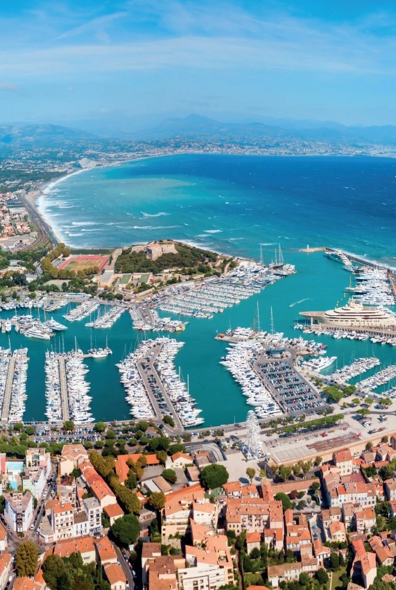 Programme immobilier neuf de 3 lots à Antibes (06600)