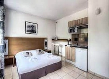 Programme immobilier neuf de 3 lots à Antibes (06600)