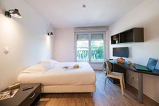 New real estate development of 1 unit in Valence (26000)
