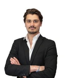 Nicolas CAMPANA, agent commercial immobilier à Antibes, 06600
