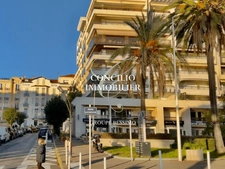 New real estate development of 12 units in Antibes (06160)