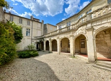 New real estate development of 2 units in Saintes (17100)