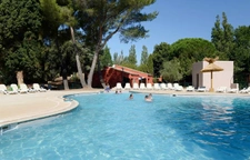 New real estate development of 3 units in Arles (13200)