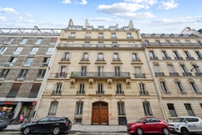 New real estate development of 4 units in Paris (75008)