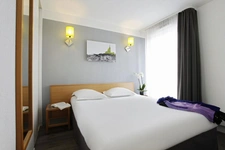 Programme immobilier neuf de 3 lots à Marseille (13008)