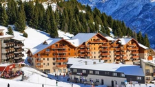 New real estate development of 2 units in Auris (38142)