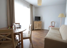 New real estate development of 3 units in Lagord (17140)