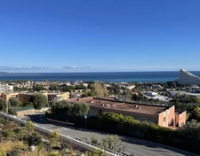 New real estate development of 3 units in Villeneuve-Loubet (06270)