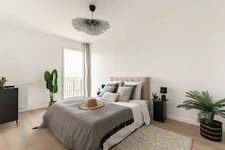 New real estate development of 1 unit in Bordeaux (33800)
