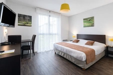 New real estate development of 3 units in Pau (64000)
