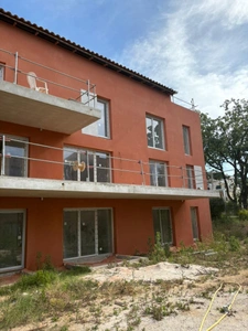 New real estate development of 4 units in Bormes-les-Mimosas (83230)