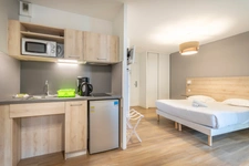 New real estate development of 3 units in Aix-en-Provence (13100)