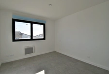 New real estate development of 3 units in Lapeyrouse-Fossat (31180)