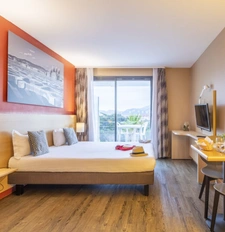 New real estate development of 1 unit in Marseille (13008)