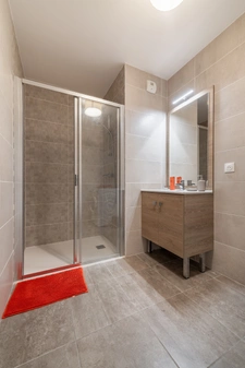 New real estate development of 5 units in Craponne (69290)