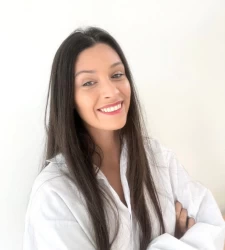 Sandra LARRIEU, agent commercial immobilier à Cambes, 33880