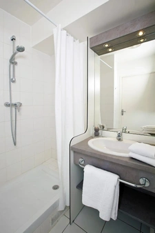 New real estate development of 1 unit in Saint-Denis (93200)