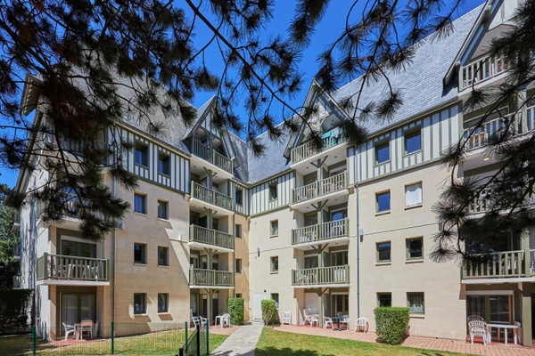 Programme immobilier neuf de 3 lots à Deauville (14800)