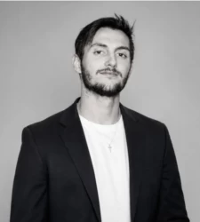 Anthony PEROT, agent commercial immobilier à Ambarès-et-Lagrave, 33440