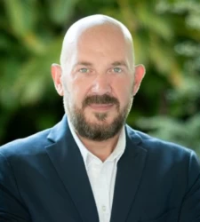 Mickaël MARNAT, agent commercial immobilier à Les Trois-Îlets, 97229