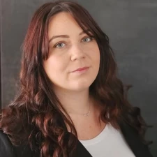Coralie LAVAL, agent commercial immobilier à Saint-Étienne-de-Lugdarès, 07590