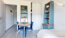 New real estate development of 1 unit in Bron (69500)