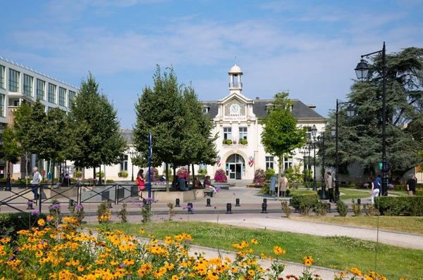 Programme immobilier neuf de 3 lots à Drancy (93700)