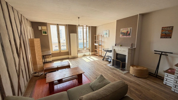 Dpt Yonne (89), à vendre AUXERRE appartement T3 en centre-ville