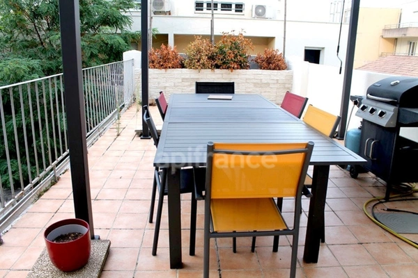 Appartement à vendre 5 pièces ALES (30)