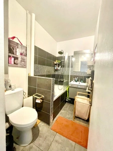 Appartement à vendre 2 pièces  ()