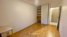 2-bedroom apartment with terrace and garage – Neuville-sur-Saône center (69)