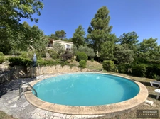 Between alpine panorama and Provençal pine forest… an exceptional property in Pierrevert.