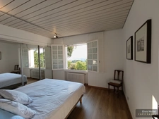 Between alpine panorama and Provençal pine forest… an exceptional property in Pierrevert.