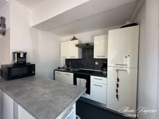 A VENDRE - Immeuble de rapport en monopropriété - 3 logements avec extérieurs privatifs - Emplacement de snacking à exploiter - BÉZIERS (34)