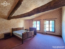 A VENDRE - Maison de village de 144m² - T6, 5 chambres - Double garage de 120m² - Terrasse - VILLEMAGNE L'ARGENTIERE, proche Lamalou-les-bains, Bédarieux, Hérépian (34)