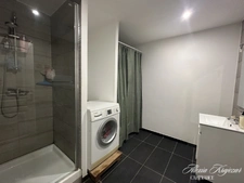 A VENDRE - Immeuble de rapport en monopropriété - 3 logements avec extérieurs privatifs - Emplacement de snacking à exploiter - BÉZIERS (34)