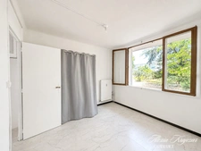 A VENDRE - Appartement T3 en résidence - 54m², 2 chambres - Loggia - Place de parking privative - Cave - BEZIERS, quartier le Carré d'Hort (34)