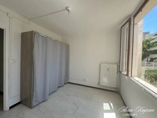 A VENDRE - Appartement T3 en résidence - 54m², 2 chambres - Loggia - Place de parking privative - Cave - BEZIERS, quartier le Carré d'Hort (34)