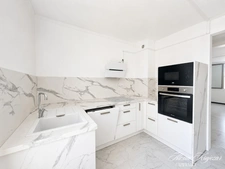 A VENDRE - Appartement T3 en résidence - 54m², 2 chambres - Loggia - Place de parking privative - Cave - BEZIERS, quartier le Carré d'Hort (34)