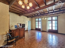 A VENDRE - Maison de village de 144m² - T6, 5 chambres - Double garage de 120m² - Terrasse - VILLEMAGNE L'ARGENTIERE, proche Lamalou-les-bains, Bédarieux, Hérépian (34)