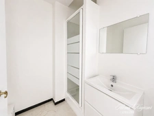 A VENDRE - Appartement T3 en résidence - 54m², 2 chambres - Loggia - Place de parking privative - Cave - BEZIERS, quartier le Carré d'Hort (34)
