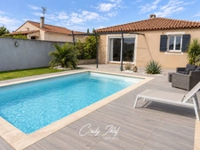 Marignane- Les Beugons- Maison individuelle T4 de plain-pied avec piscine.