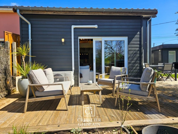 Maison de 135 m² + dépendance 17 M2 – Jardin intime – Terrasse plein sud – Vertou La Bourrelière