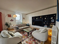 Appartement au charme unique 190 M2 / 5 chambres + cave privative.