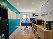 Maison familiale rénovée 240 m² – 10 pièces – 4 chambres – Essarts-en-Bocage (85)
