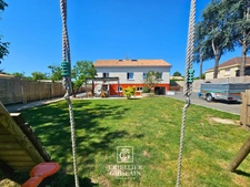 Maison familiale rénovée 240 m² – 10 pièces – 4 chambres – Essarts-en-Bocage (85)