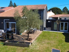 Maison de 135 m² + dépendance 17 M2 – Jardin intime – Terrasse plein sud – Vertou La Bourrelière